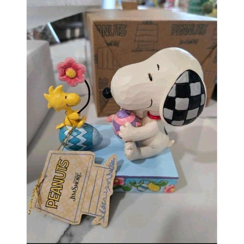 Easter/Spring Peanuts - Colorful Creations Snoopy Figurine - 6011947 - Jim Shore